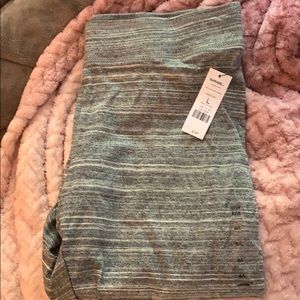 Garage space dye cloud Capri legging